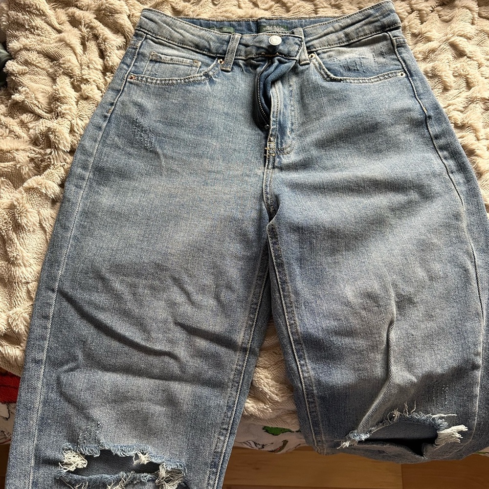 Wildfable High-wasted Blue Jeans
